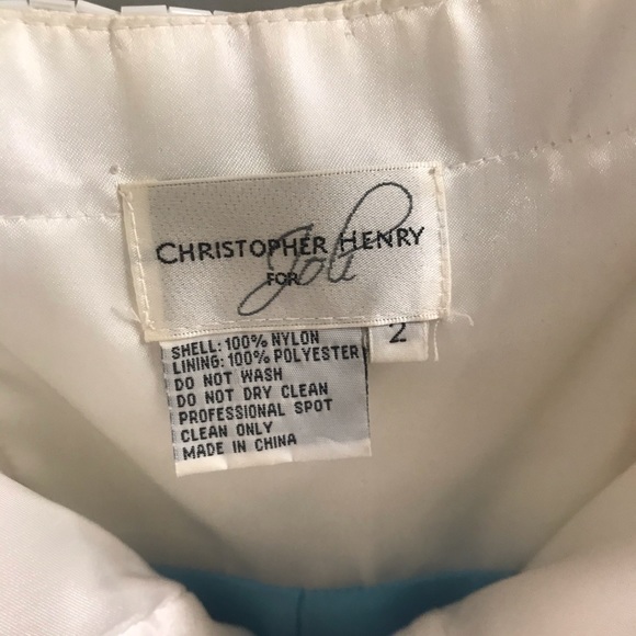 Formal dress/ Grad Dress - Picture 3 of 4